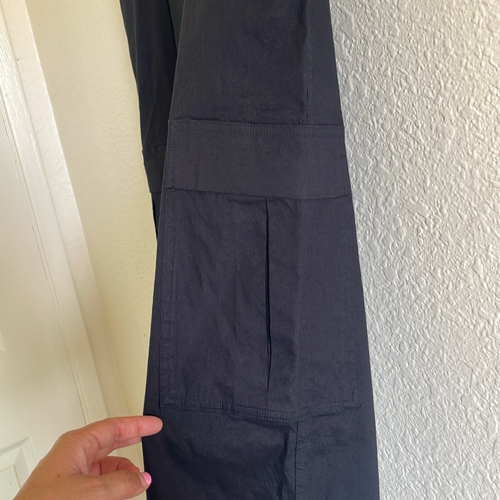 NWT Athleta Paradise Straight Leg Cargo Pant Black Size S - Picture 8 of 9